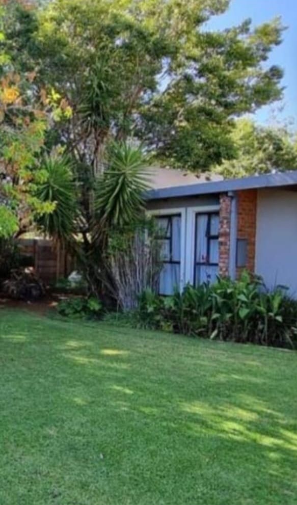 4 Bedroom Property for Sale in Carters Glen Northern Cape
